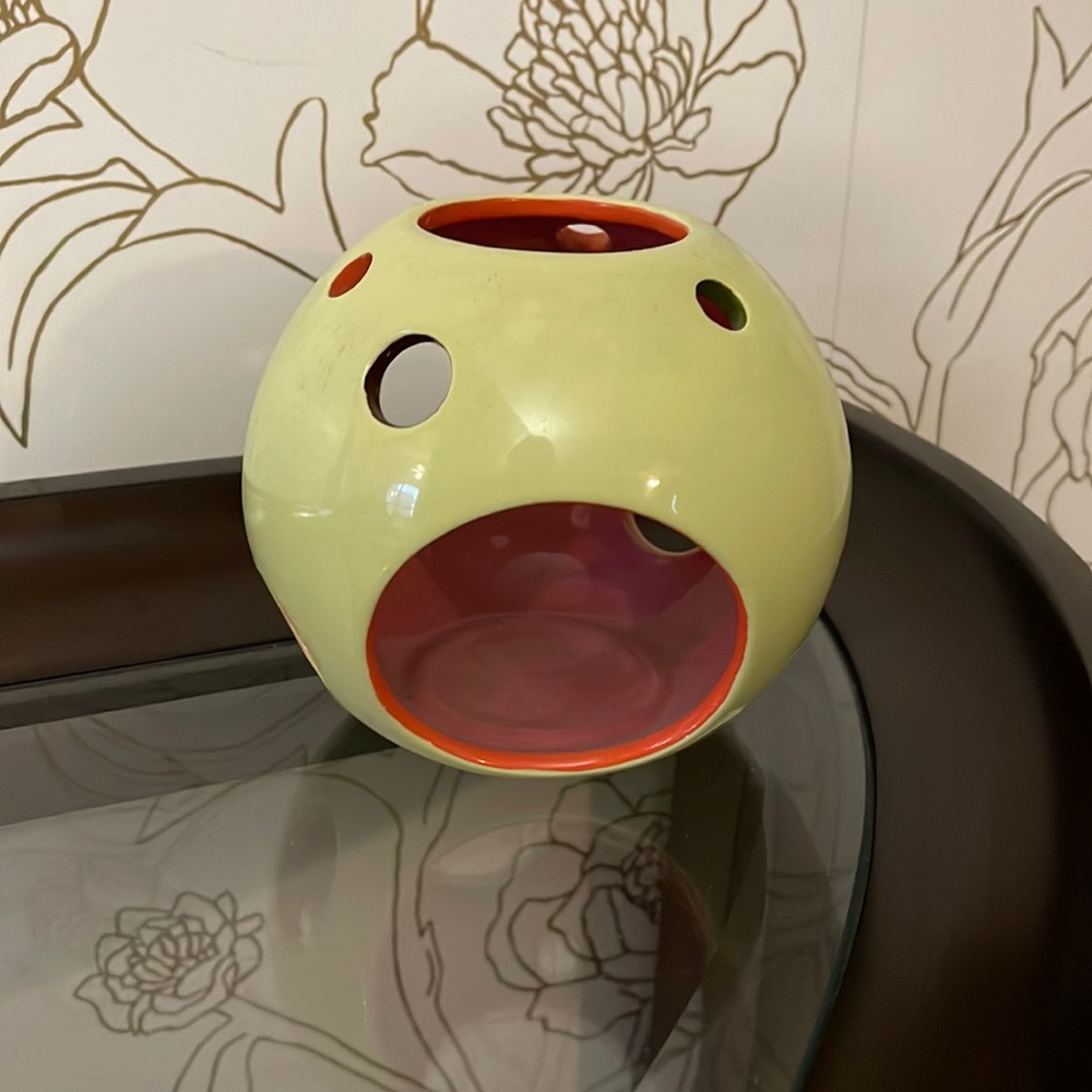 Candle holder
